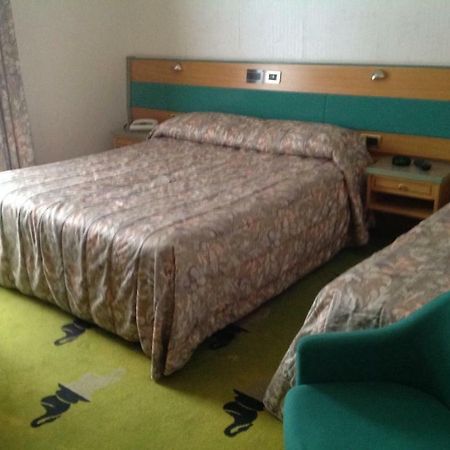Hotel Ristorante Громо Екстериор снимка