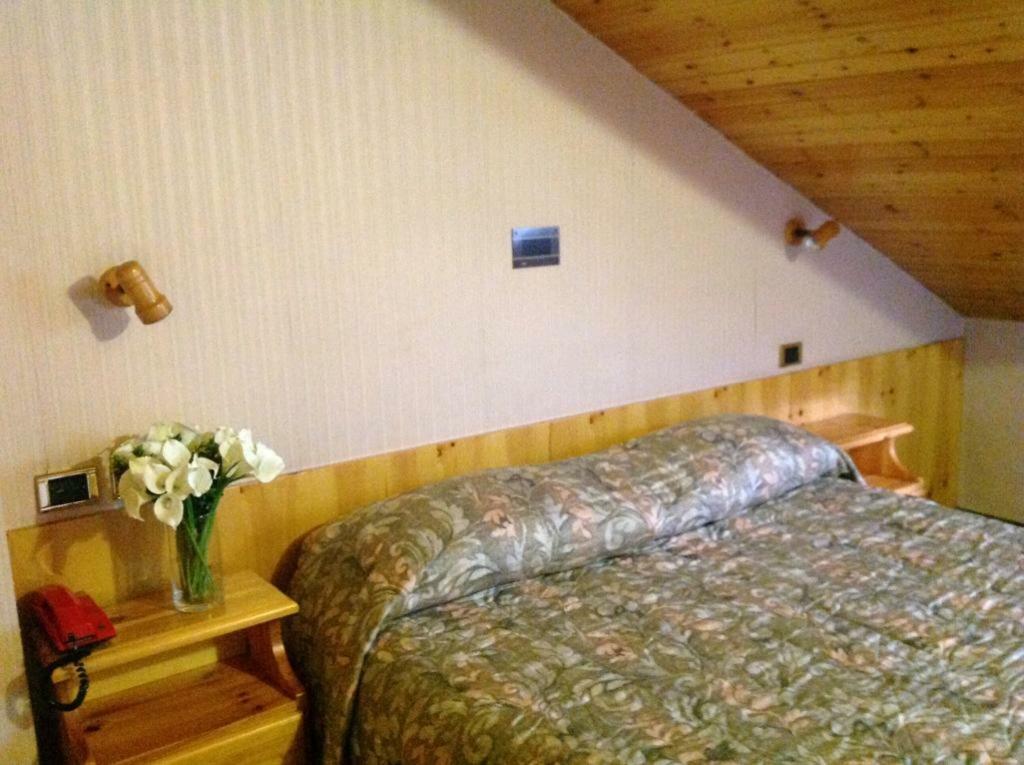 Hotel Ristorante Громо Екстериор снимка