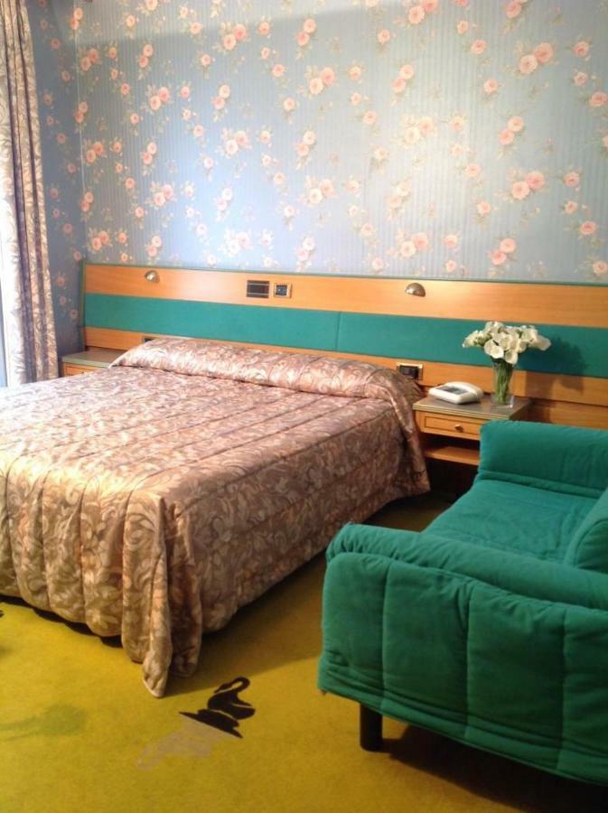 Hotel Ristorante Громо Екстериор снимка